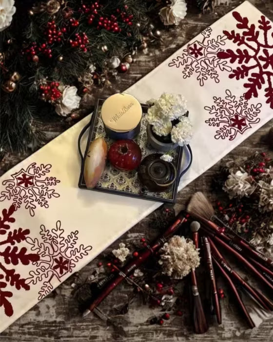 Snowflake Table Runners